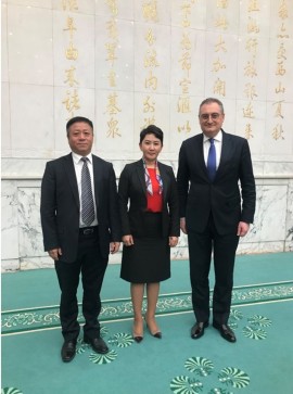 Монгол, Орос, Хятад гурван улсын Гадаад хэргийн дэд сайдын түвшний ээлжит уулзалт 2018 оны 5 дугаар сарын 28-ны өдөр БНХАУ-ын Бээжин хотноо амжилттай болж өндөрлөлөө.