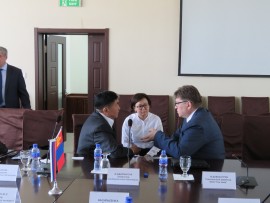 ОХУ –ын Забайкальск мужын  ХАҮТ-ын ерөнхийлөгч А.А. Марковтой дугуй ширээний уулзалт хийлээ.
